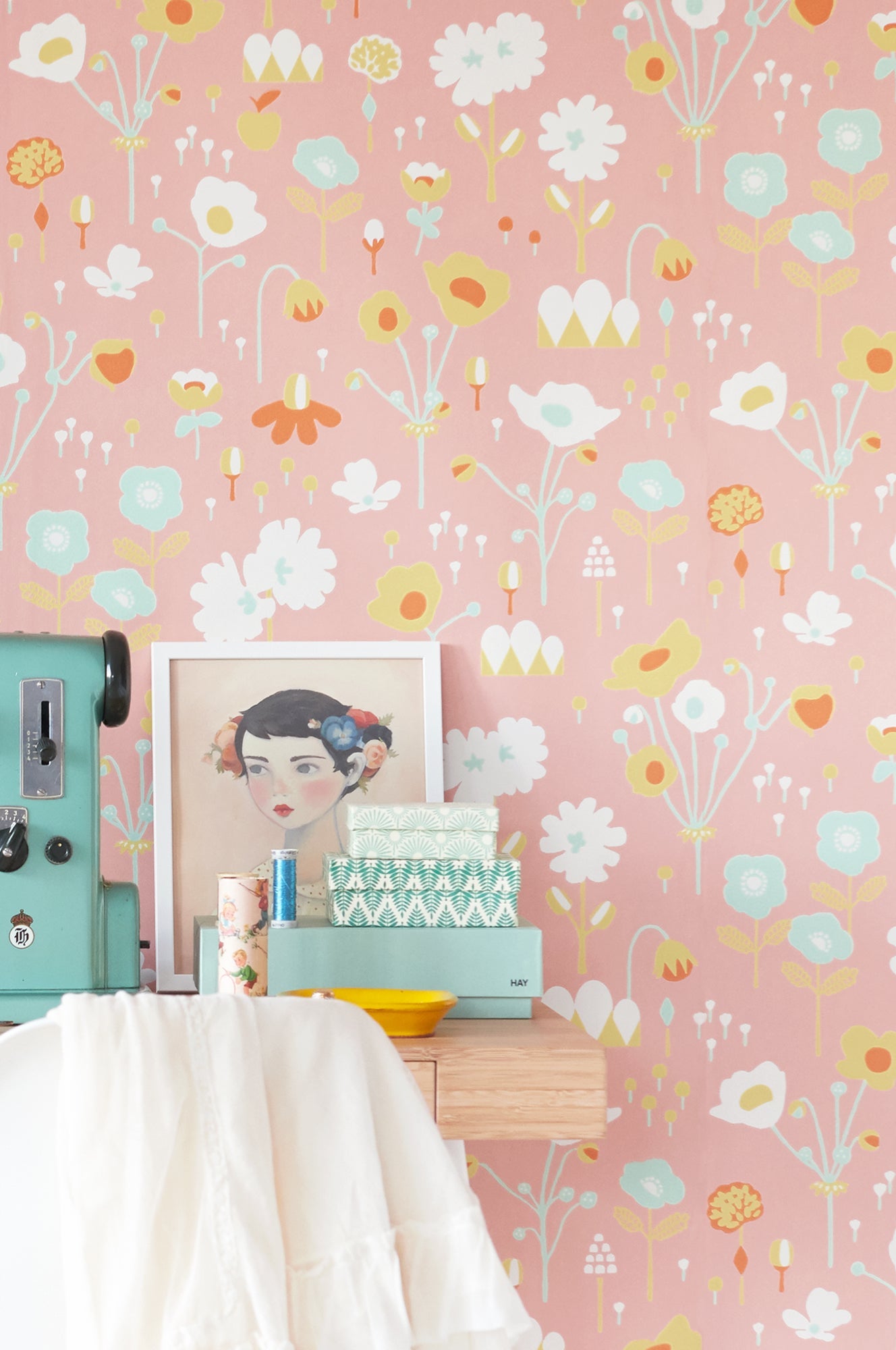 Bloom Pink Wallpaper - Majvillan