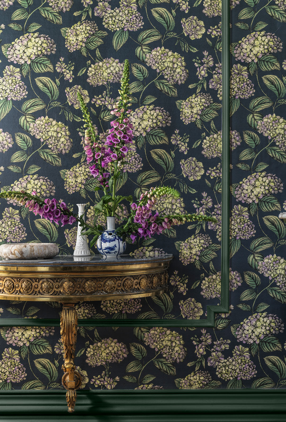 Ramo di Ortensia Wallpaper - Green - Cole & Son