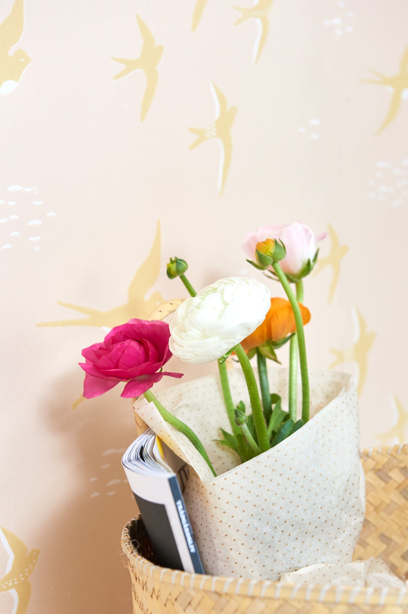 Follow The Wind  Sunny Pink Wallpaper - Majvillan