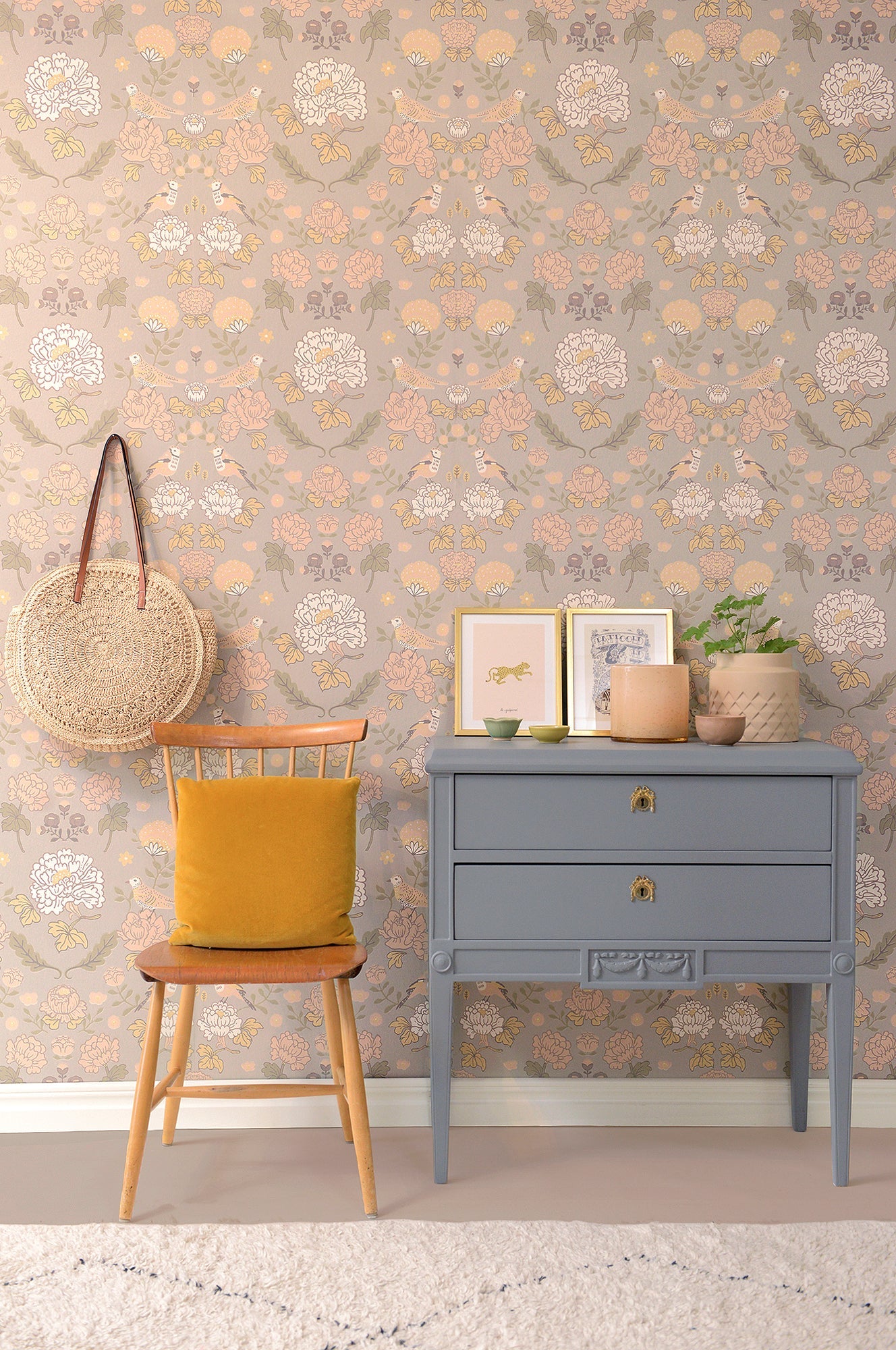 June Mindful Grey Wallpaper - Majvillan