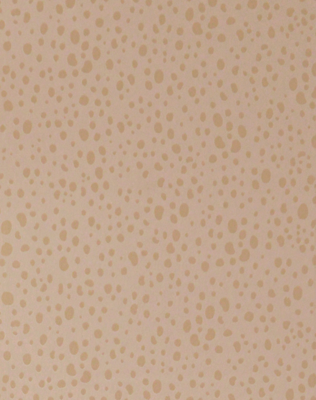 Animal Dots Dusty Peach Wallpaper - Majvillan