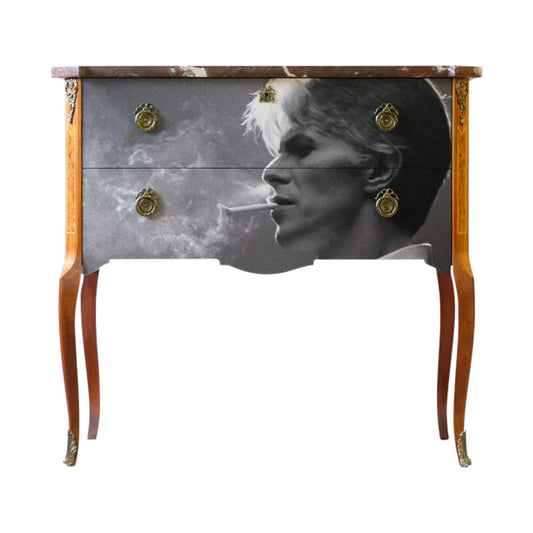 خزانة ملابس على الطراز الجوستافي مع تصميم موسيقي - زوج