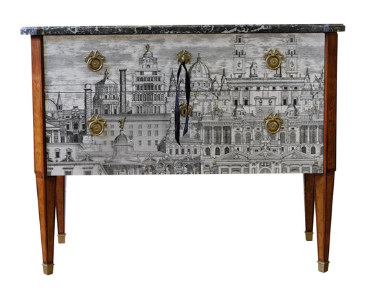 Комод Gustavian с дизайном Fornasetti Ancient Rome и столешницей из натурального мрамора