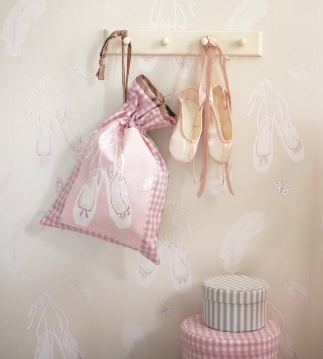 Ballet Shoes Room Wallpaper - Pink
