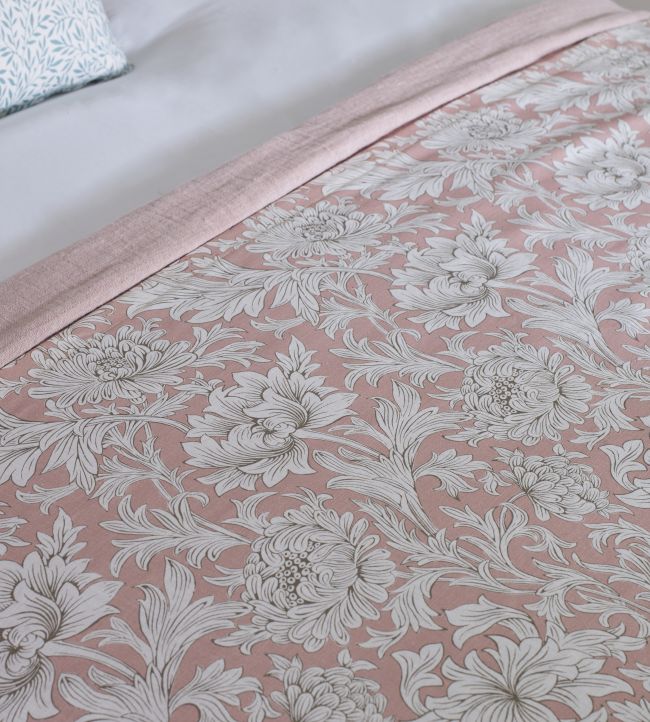 Chrysanthemum Toile Room Fabric 3 - Pink