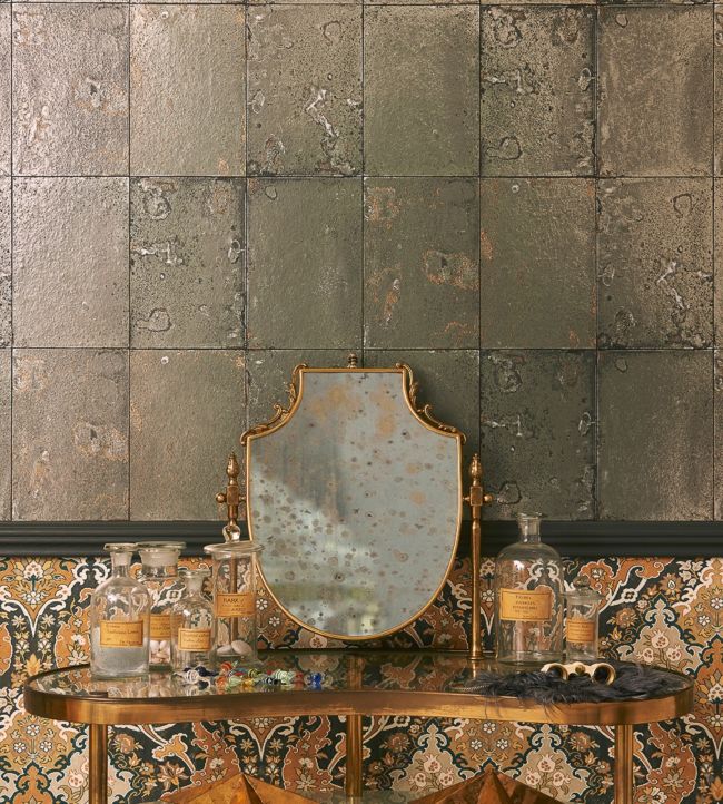Antique Mirror Room Wallpaper - Sand