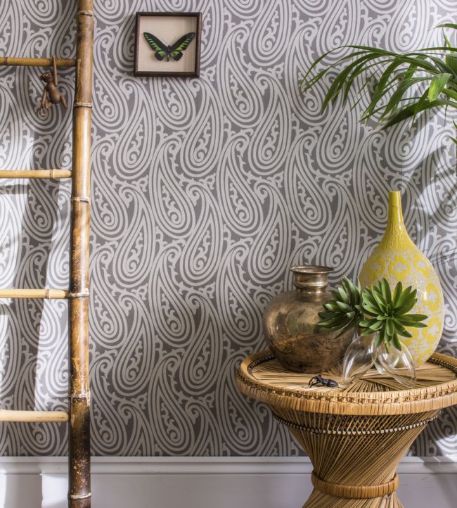 Paisley Room Wallpaper - Gray