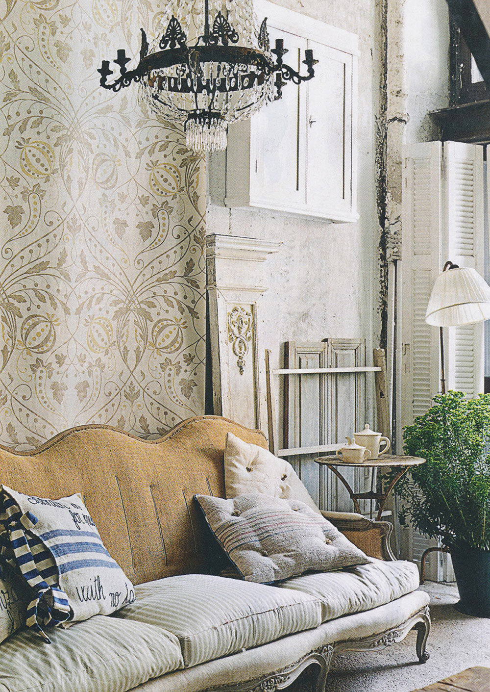 Chateau Room Wallpaper - Cream