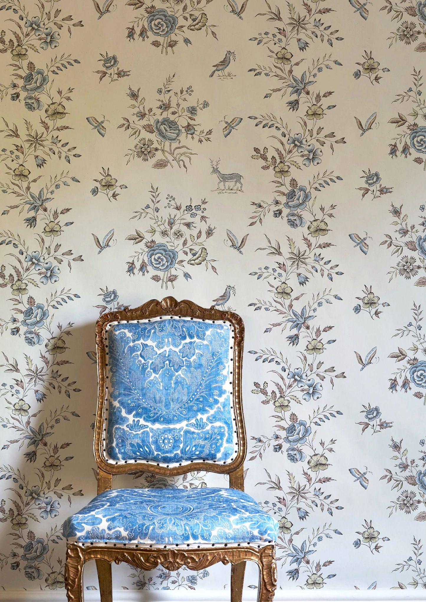 Fleurie Wallpaper - Cream - Lewis & Wood