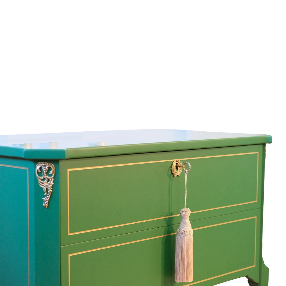 (753) Classic Louis XV Style Chest (Single)