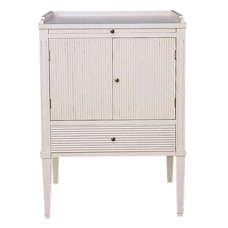 Gustavian painted furniture - bedside cabinet - hand painted