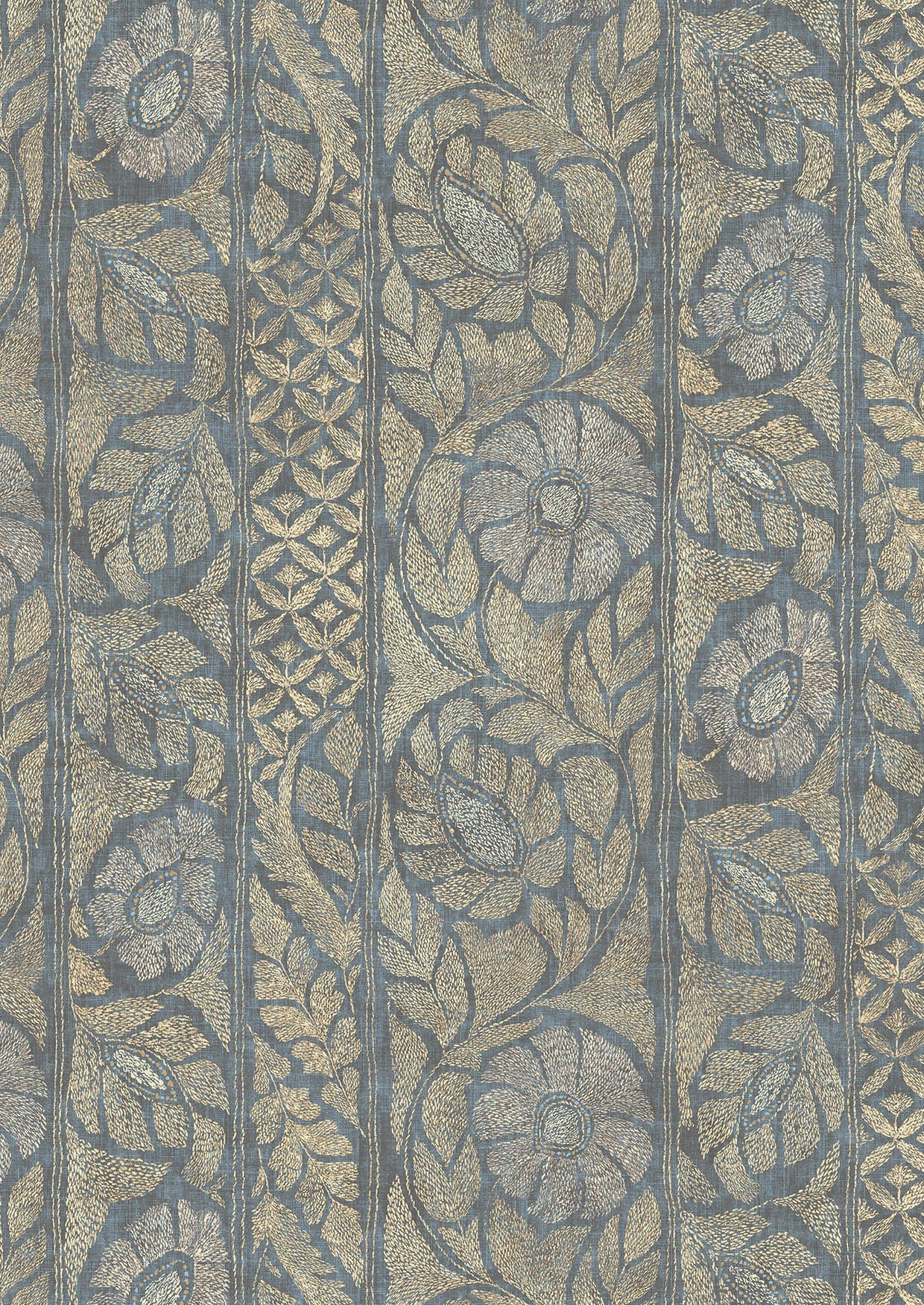 Kashmiri Lavender Wallpaper - Lewis & Wood