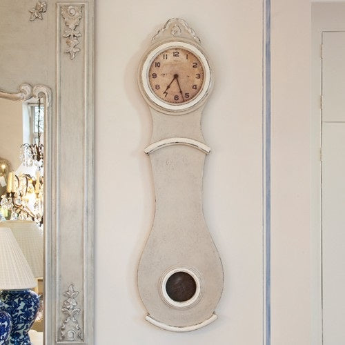 Mora Wall Clock Antique Grey - body detail