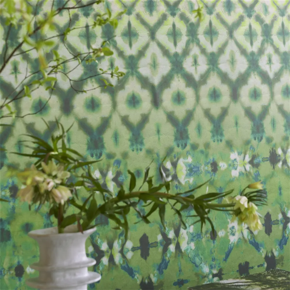 Karaoshi Emerald Room Wallpaper