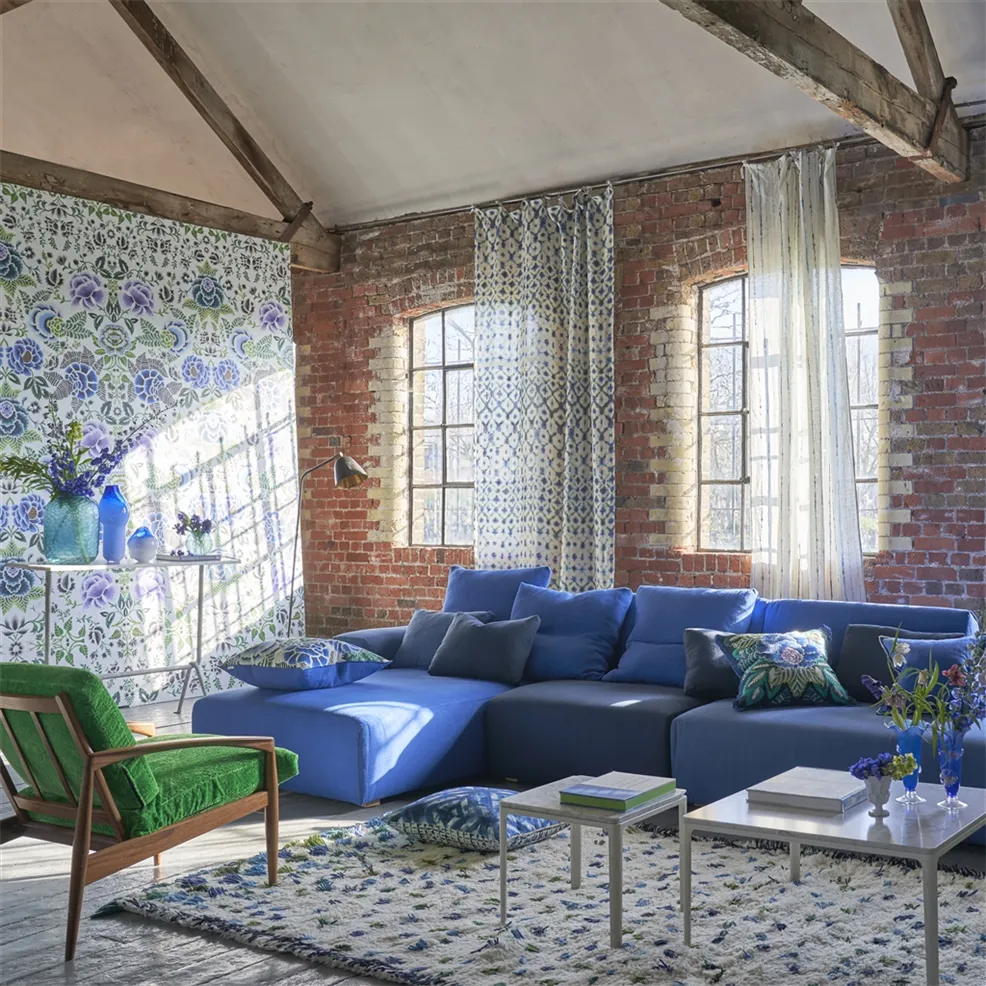 Rose De Damas Cobalt Room Wallpaper