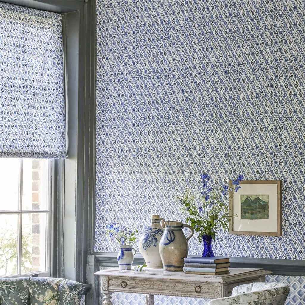 St John Street Trellis Woad Room Wallpaper - Blue