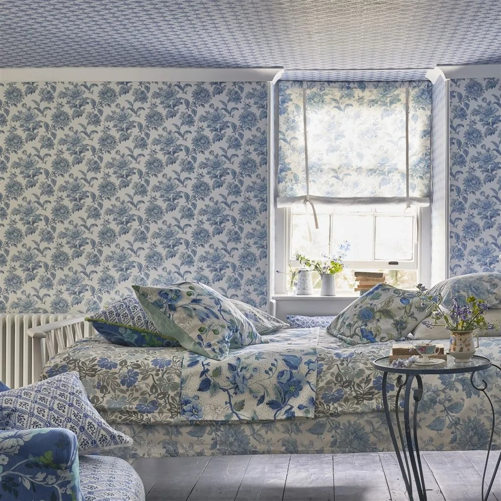 English Garden Floral Room Wallpaper - Blue