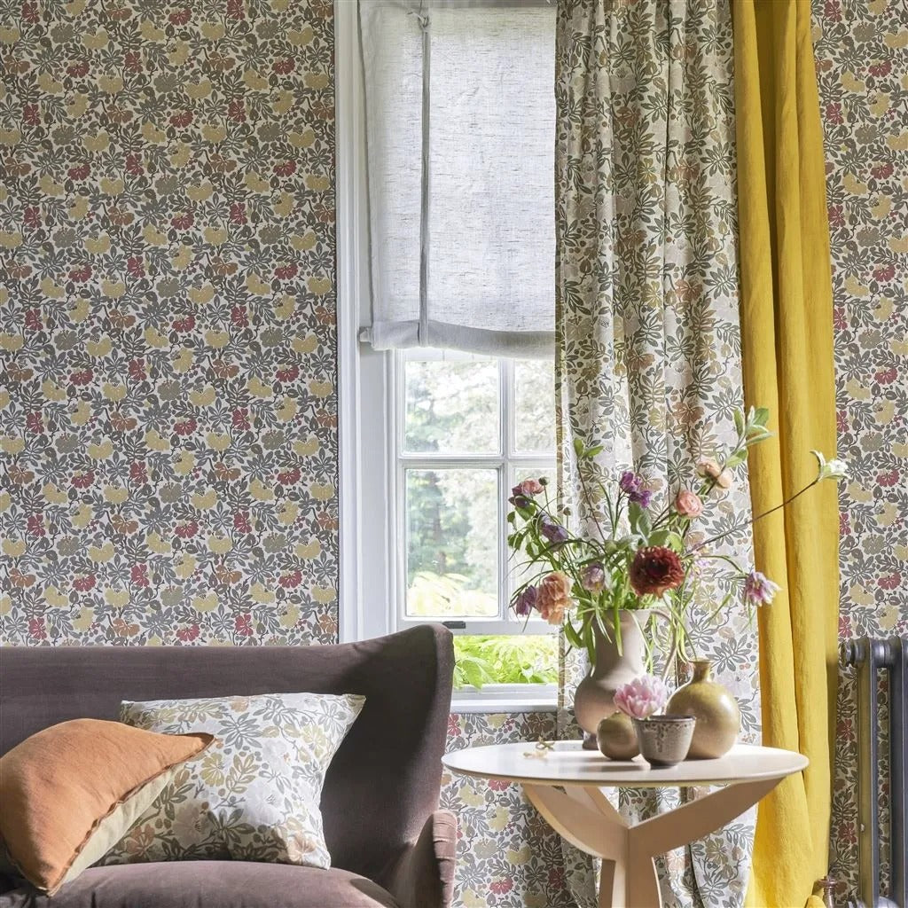 Carlisle Fauna Room Wallpaper - Multicolor