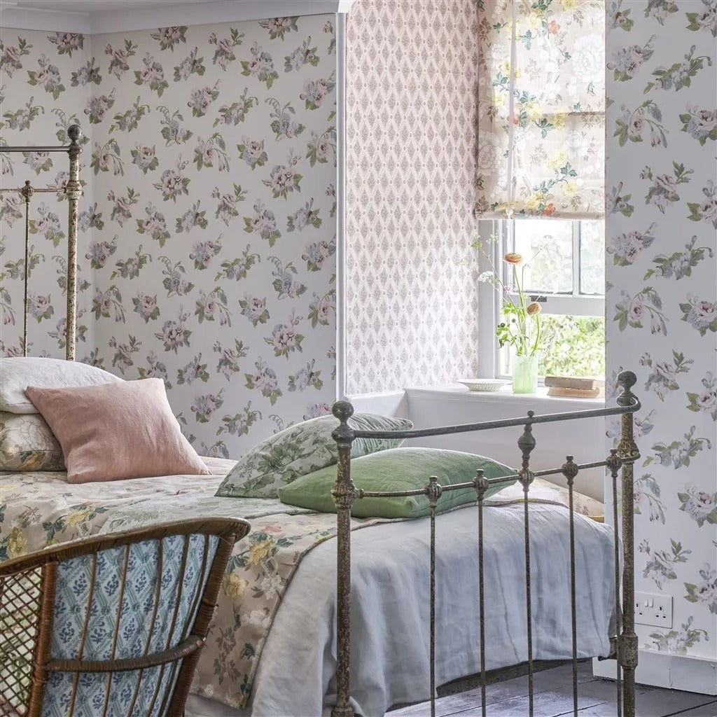 Craven Street Flower Room Wallpaper - Green