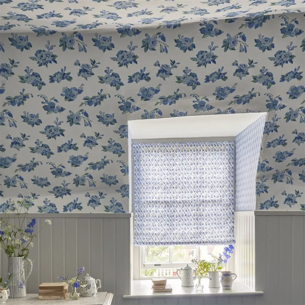 Craven Street Flower Room Wallpaper - Blue
