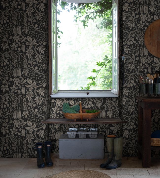 Fig Garden Room Wallpaper - Black