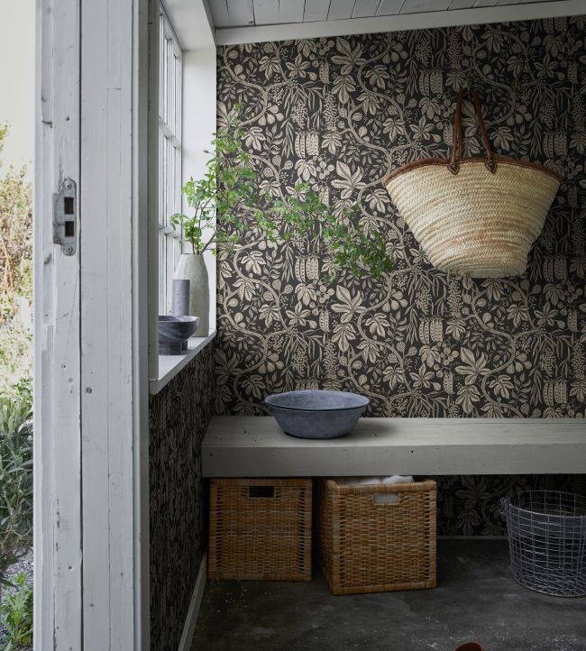 Fig Garden Room Wallpaper - Black