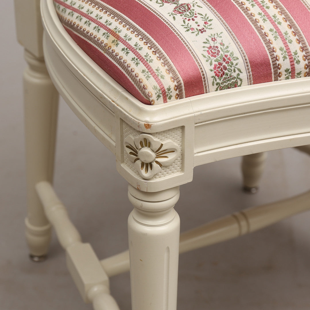 Gustavian Dining Table with 4 carved Rose chairs - ex display - UK delivery